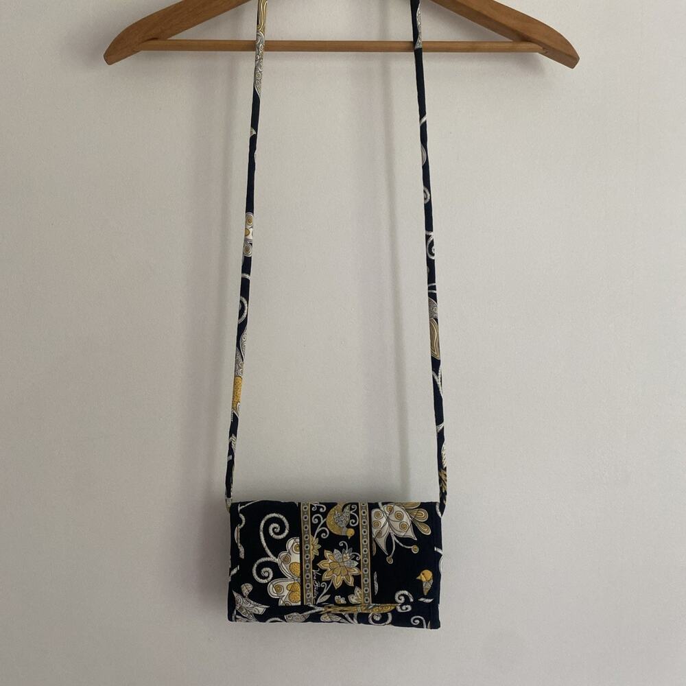 VERA BRADLEY Hanging Wallet Purse Crossbody bag Black Yellow White Small